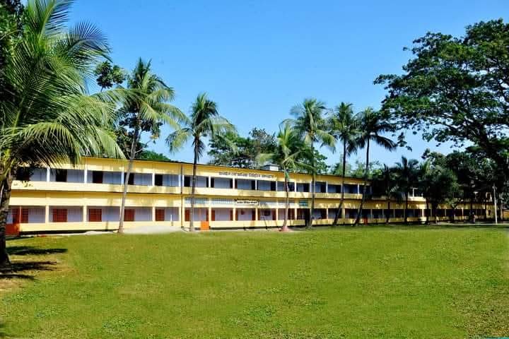 Hanaill No`mania Kamil M.A. Madrasah